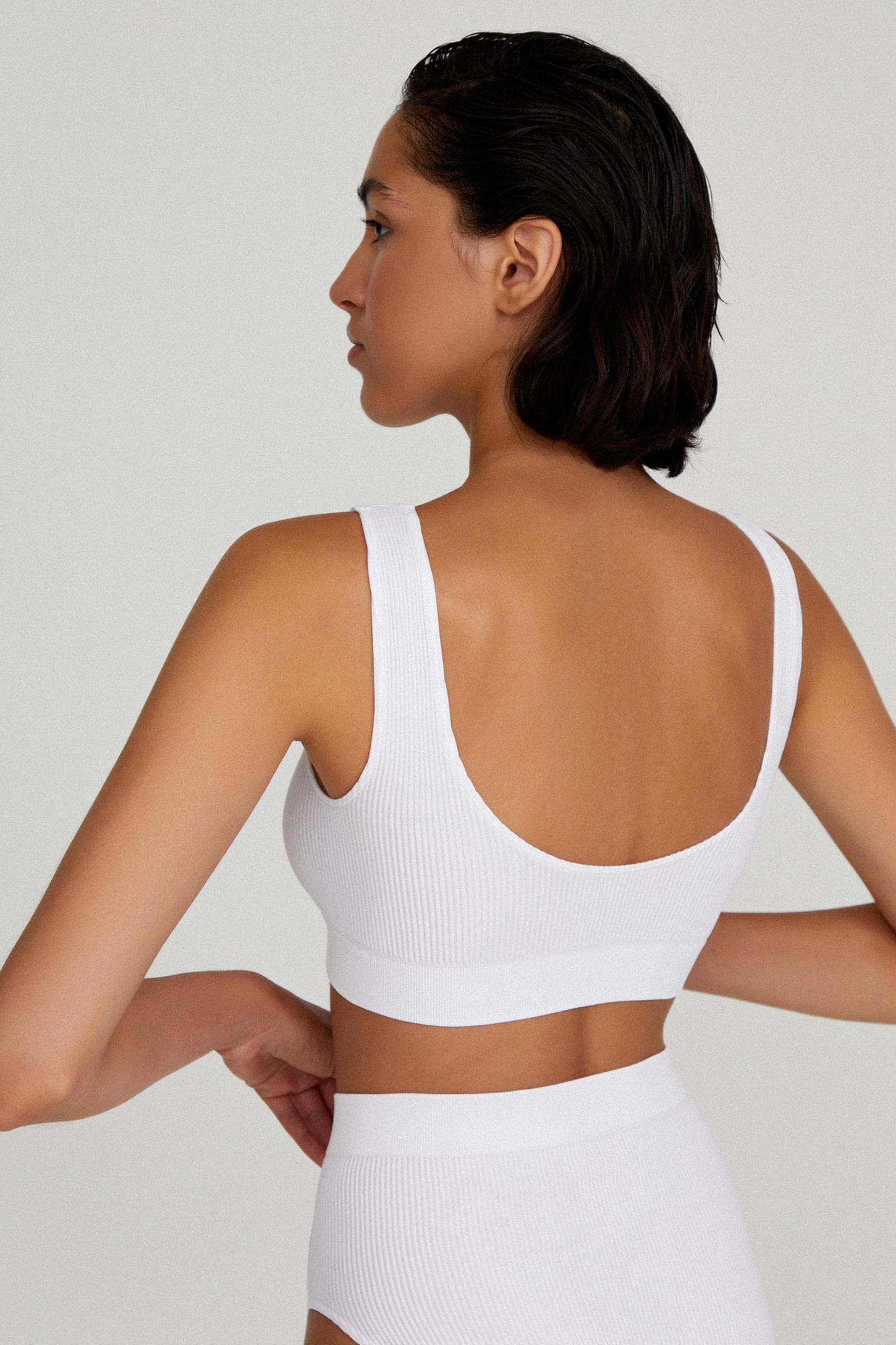 Wide-strap top set with high-rise briefs – фото № 4