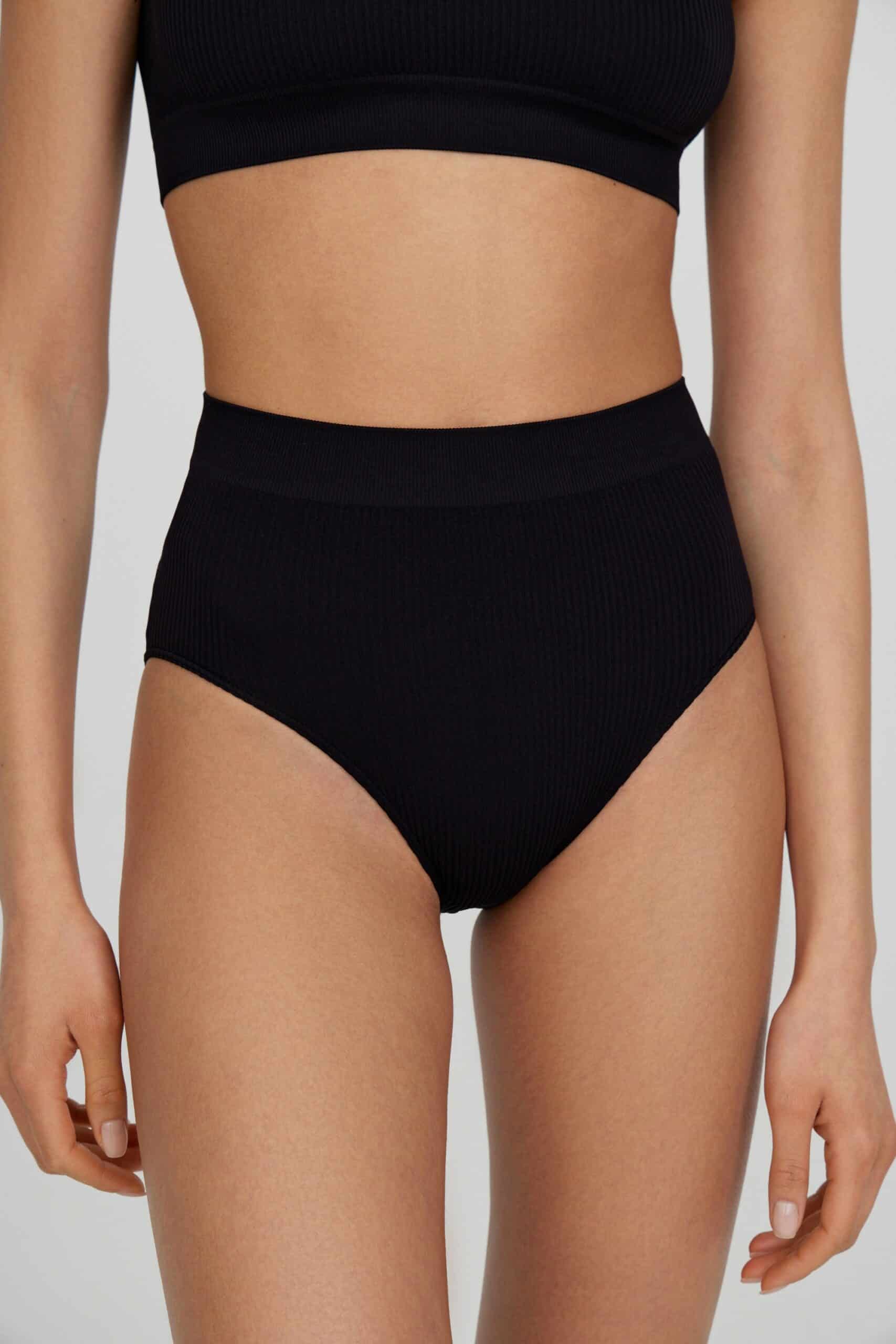 Wide-strap top set with high-rise briefs – фото № 4