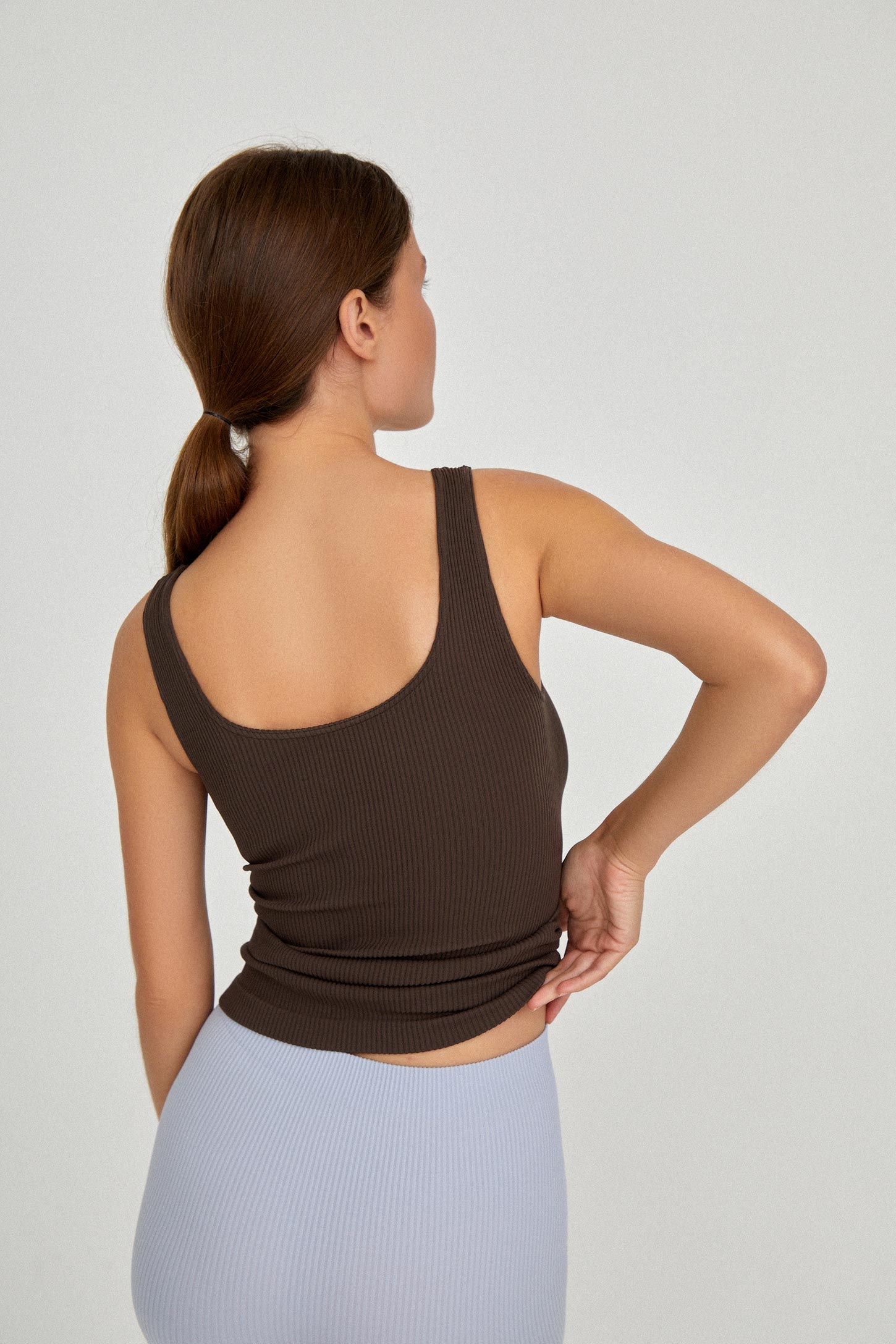 Wide-strap tank top – фото № 3