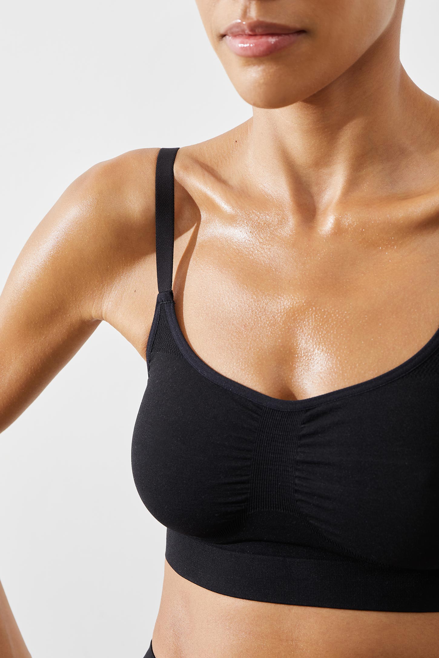 Supportive bra SCULPT – фото № 3