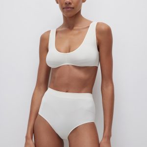 Wide-strap plunge top with back fastening Perfect Fit