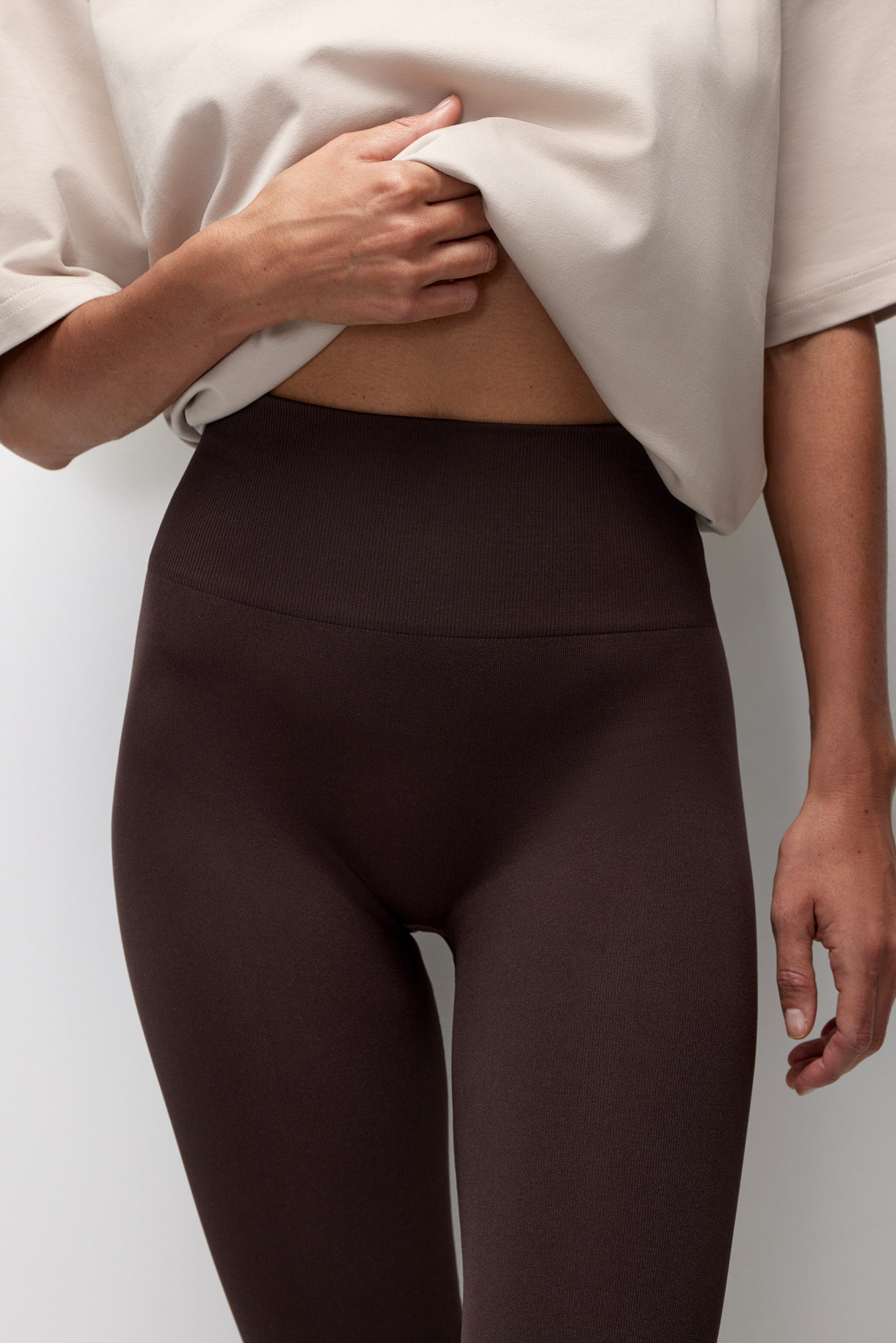 High-waist leggings Essentials – фото № 3