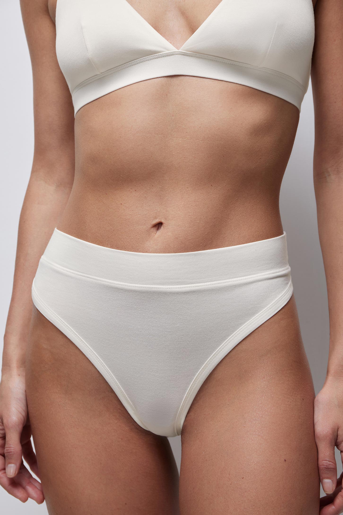 High-rise thong briefs Bamboo nude – фото № 3
