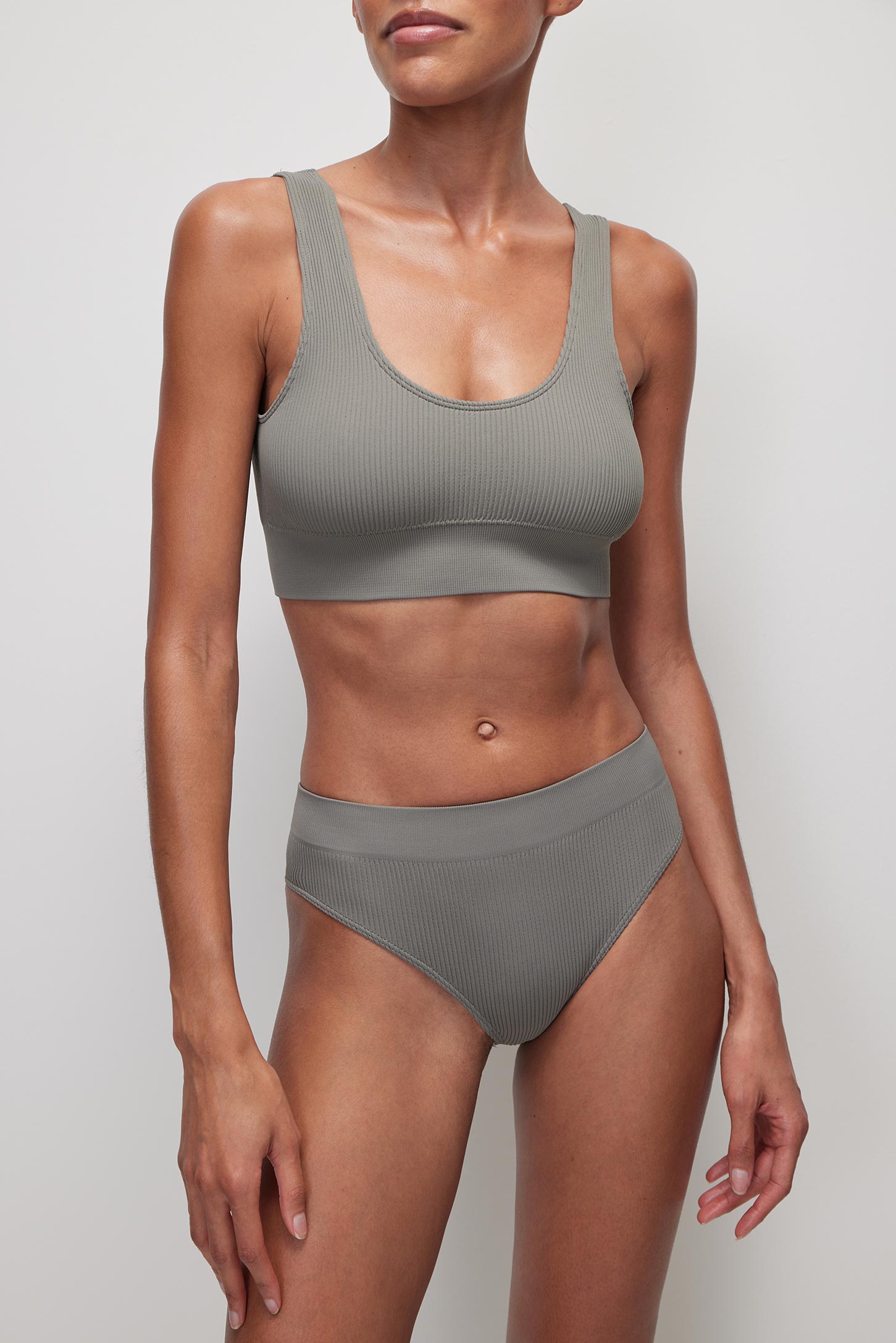 Hight-rise brazilian panties Ribbed Base – фото № 2