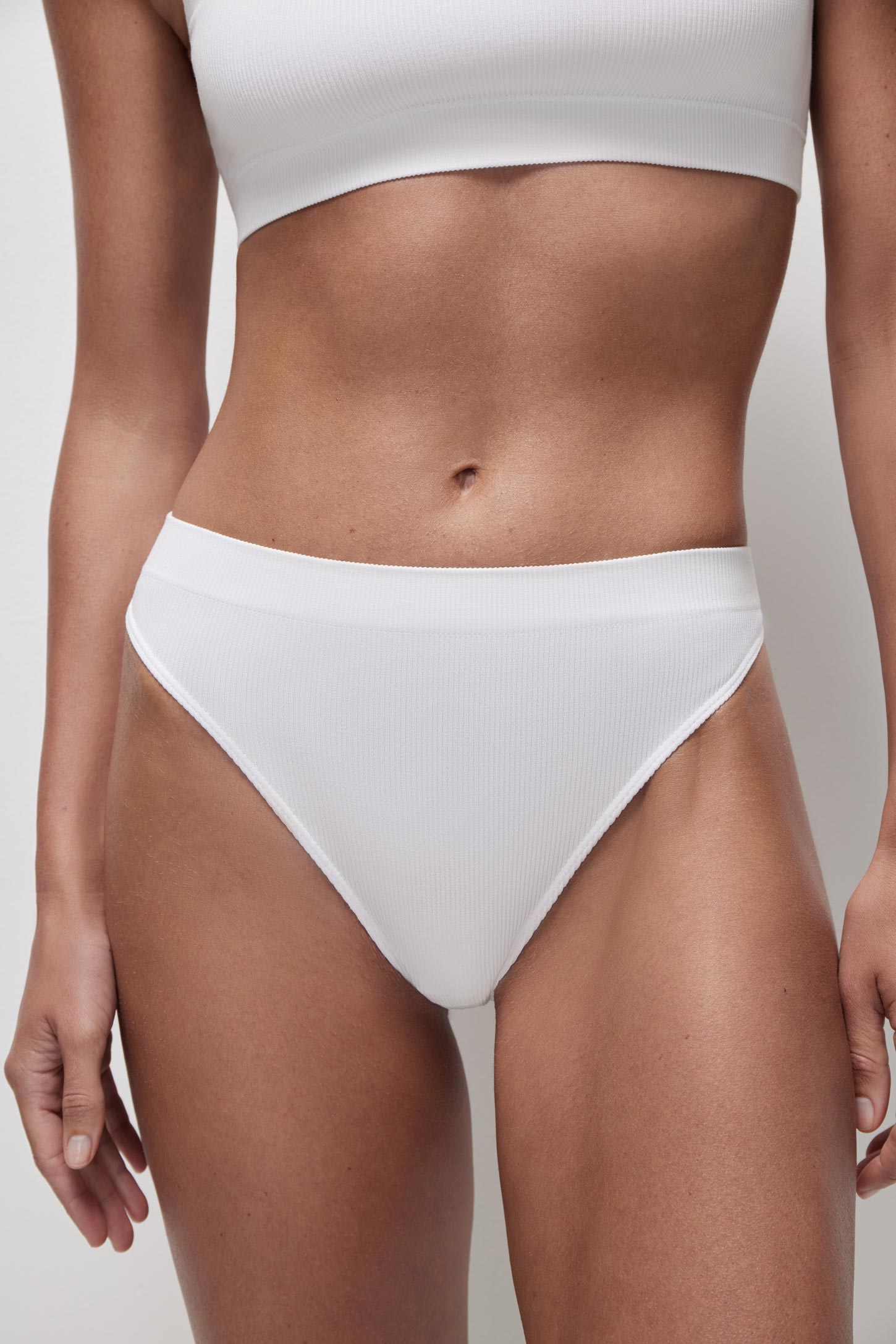 High-rise thong briefs Soft – фото № 3
