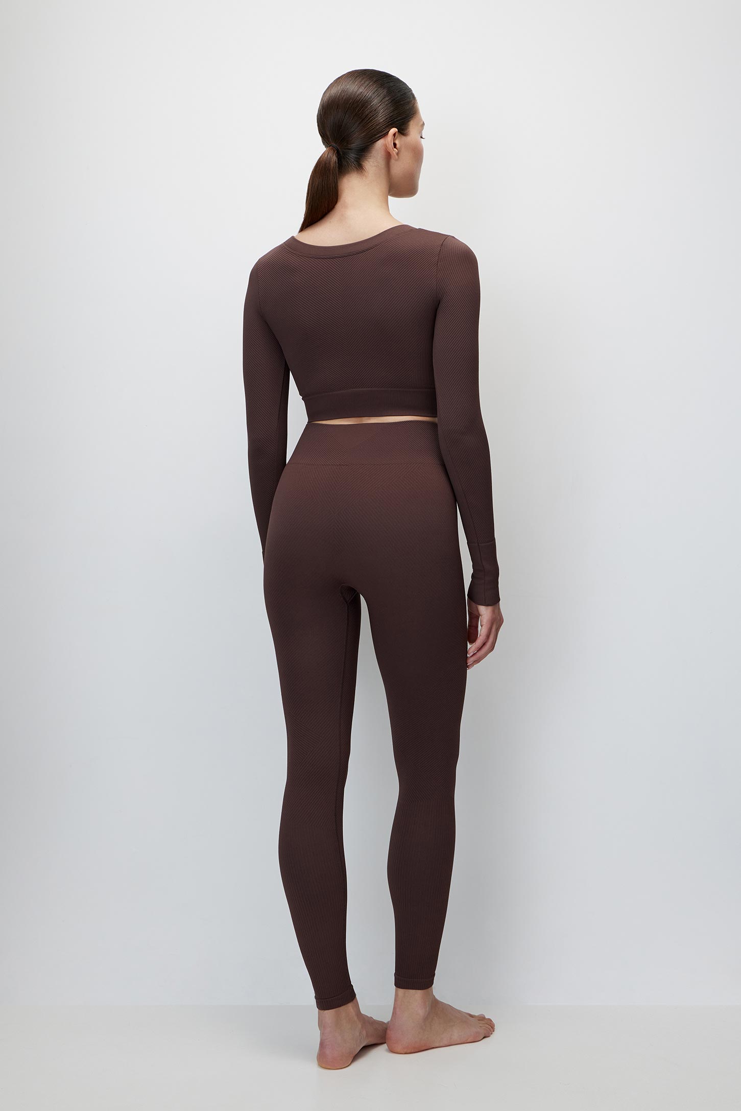 Leggings with a diagonal hem Seamless Fit – фото № 4