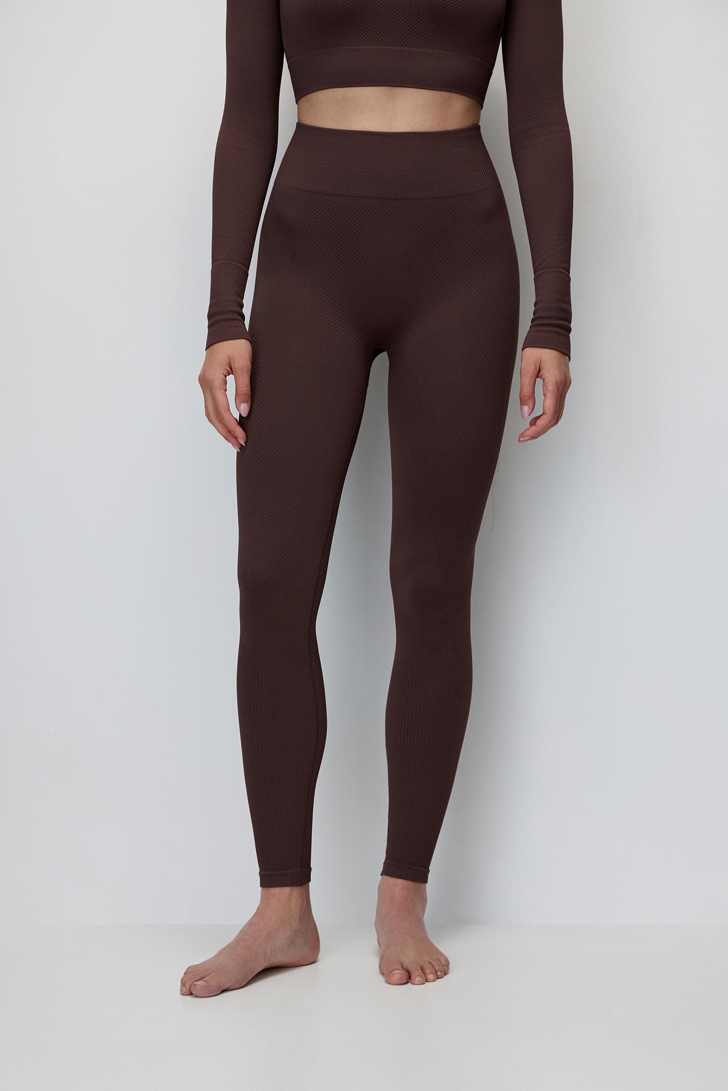 Leggings with a diagonal hem Seamless Fit – фото № 2