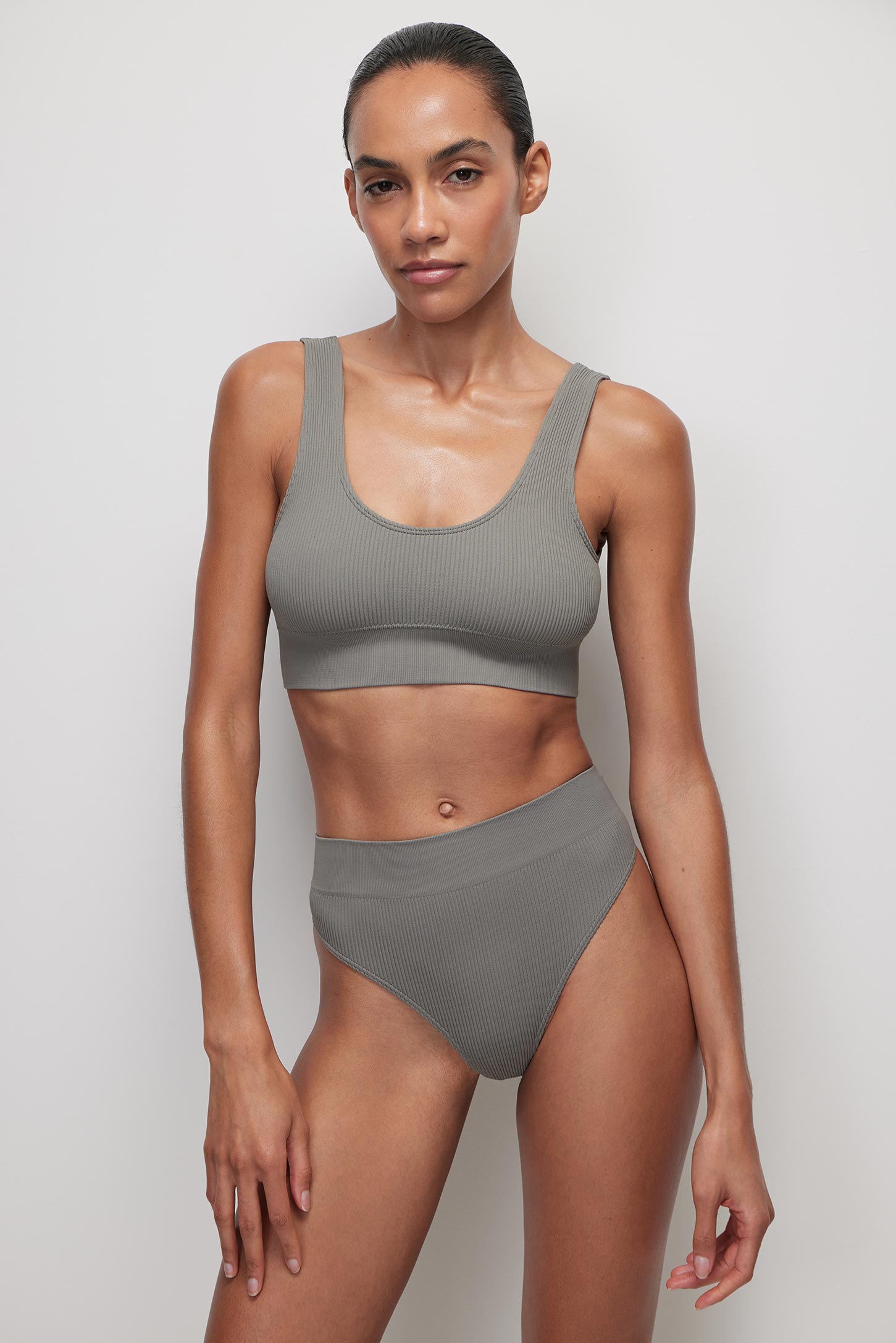 Top with wide ribbed straps Ribbed Base – фото № 2