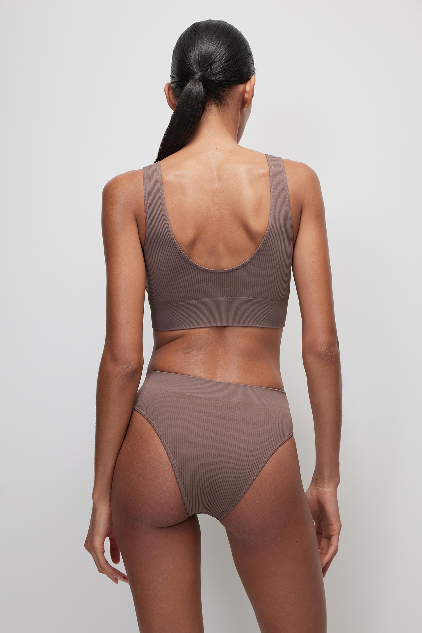 Hight-rise brazilian panties Ribbed Base – фото № 4