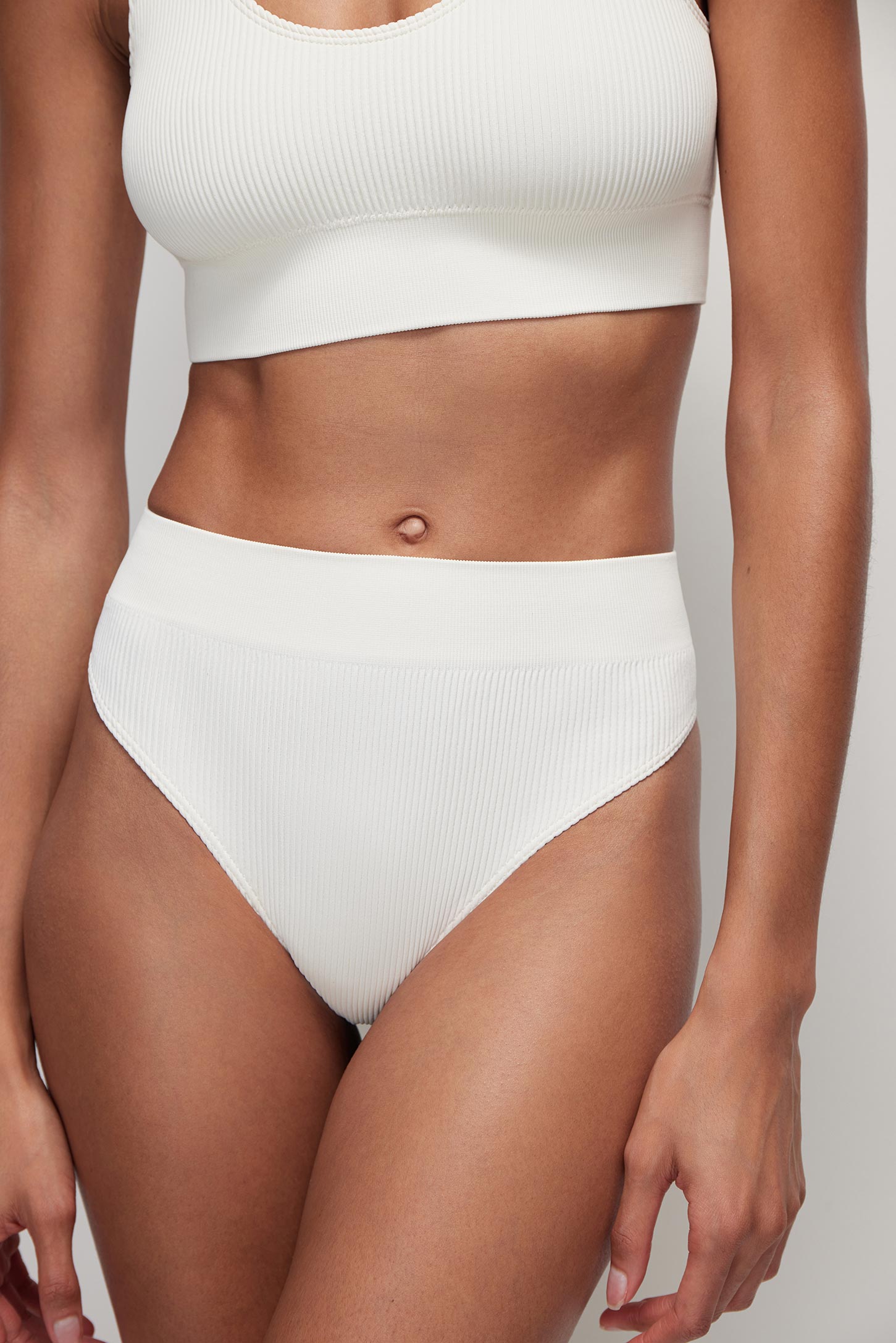 Ribbed thong panties Ribbed Base – фото № 3