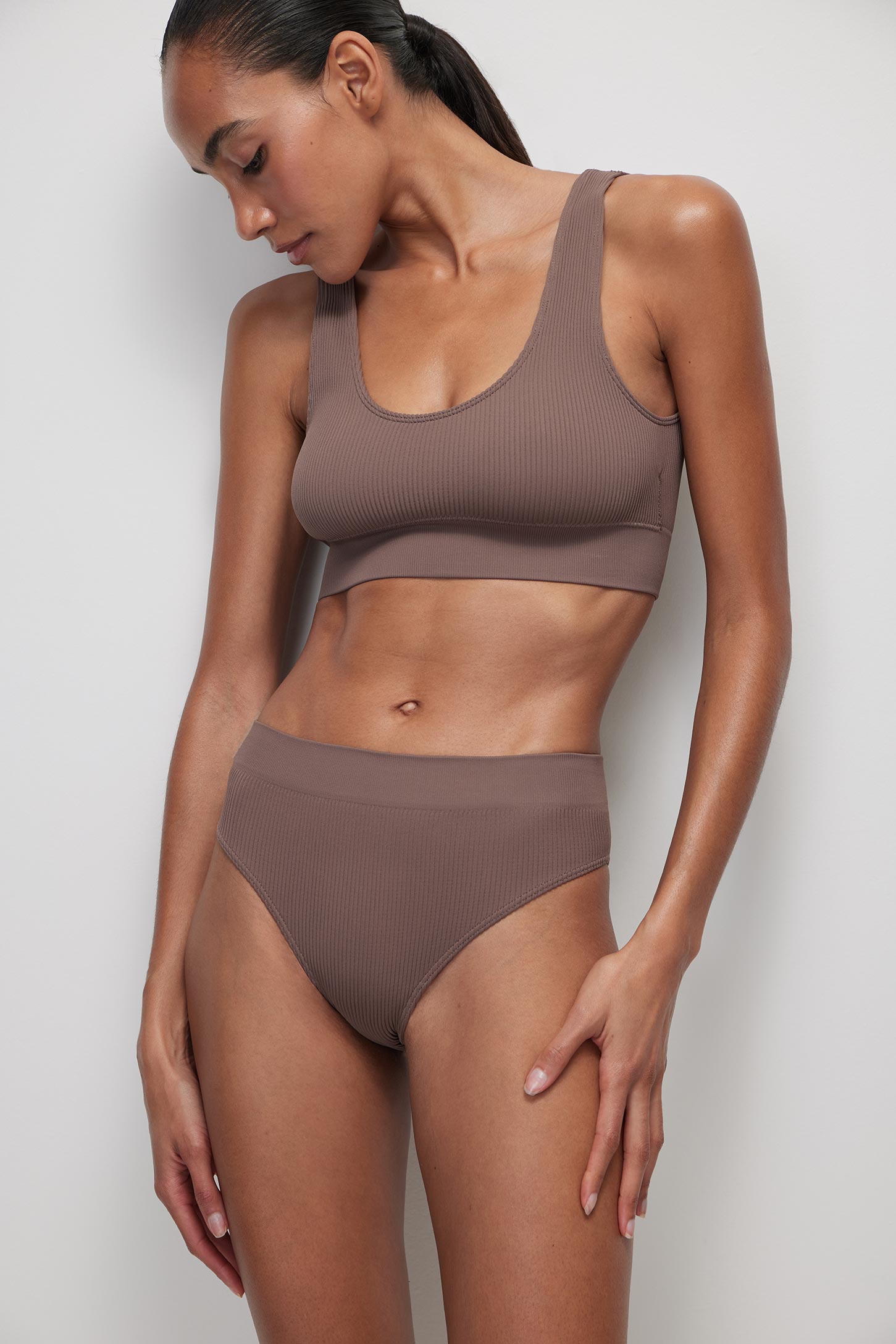 Hight-rise brazilian panties Ribbed Base – фото № 2