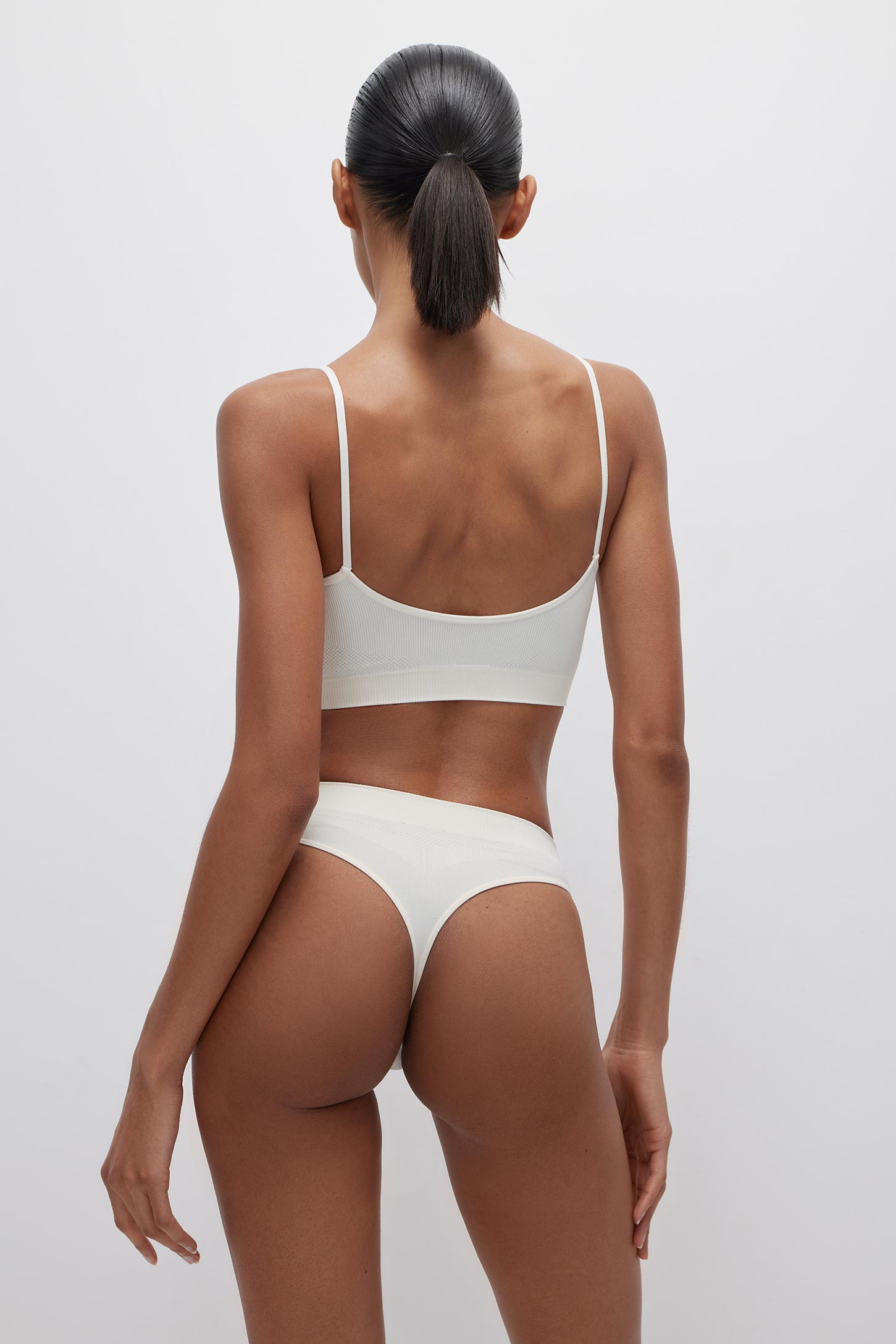 High-rise thong – фото № 4
