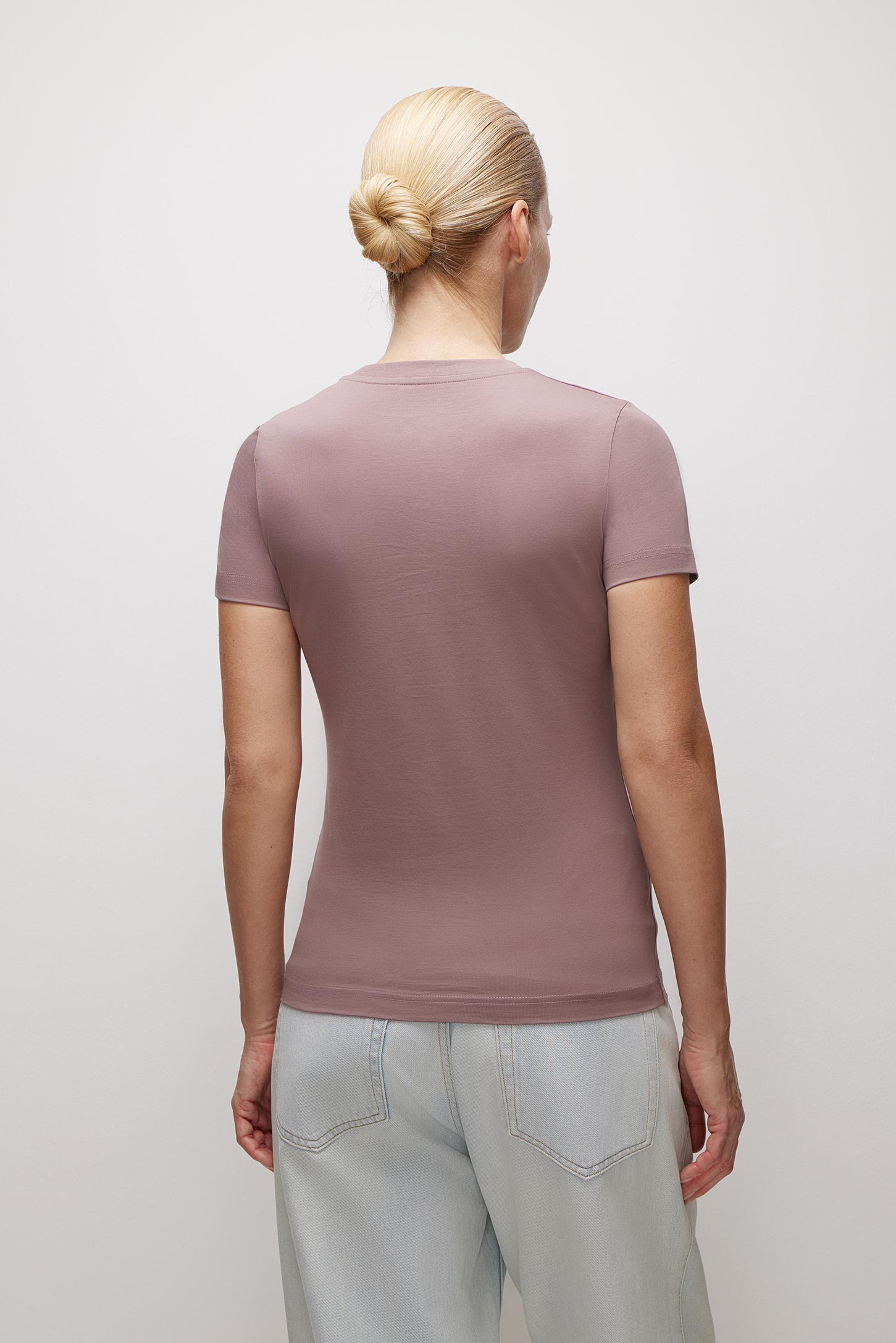 T-shirt slim fit Basic – фото № 2