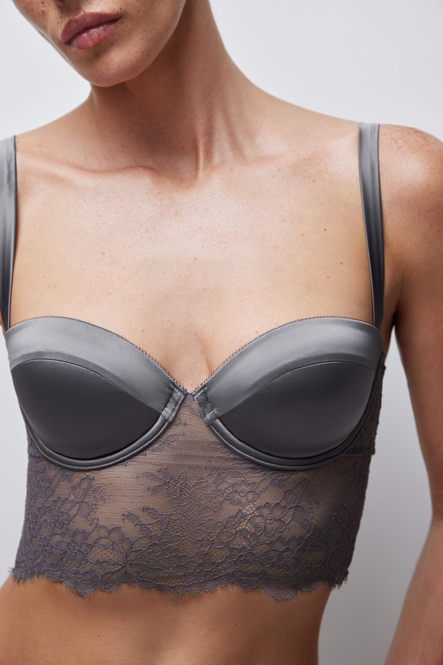 Satin and lace bra Limited – фото № 3