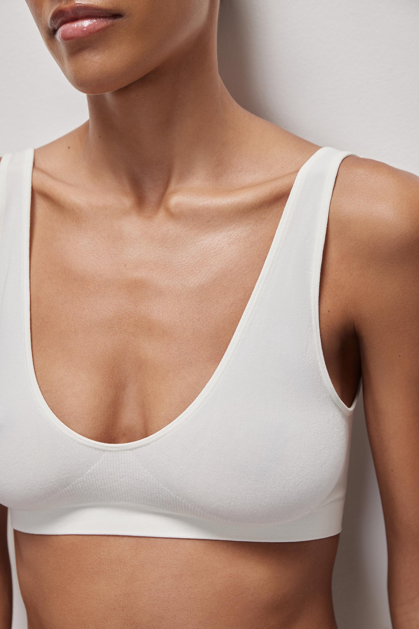 Top with wide straps Bamboo Seamless – фото № 3
