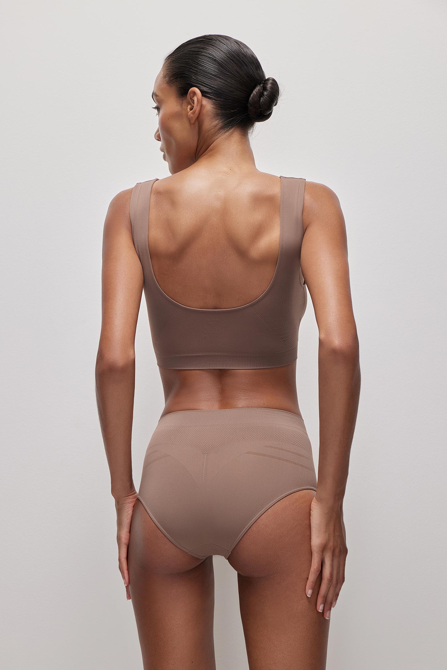 Wide-strap bra top Perfect Fit – фото № 3