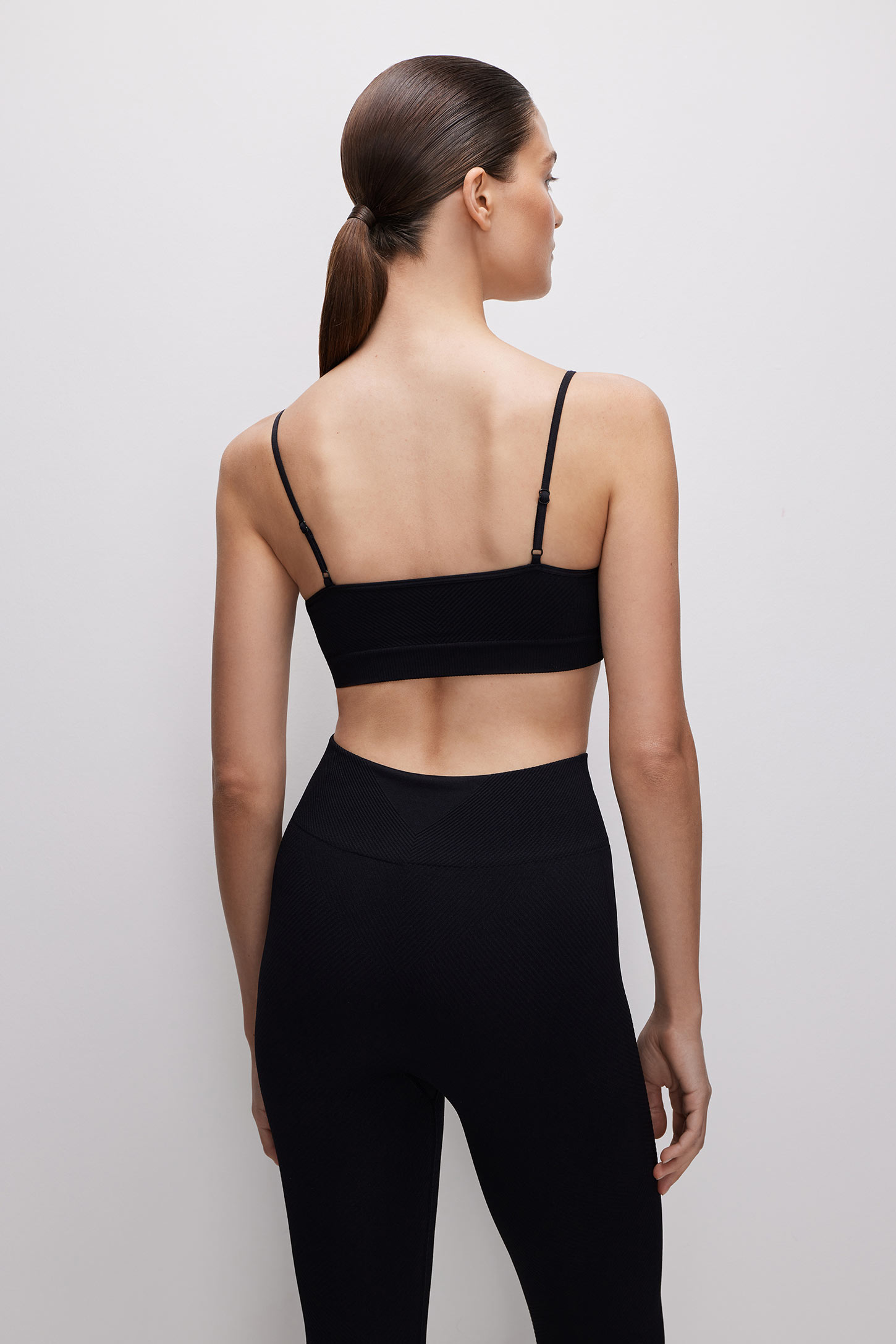 Wide-strap top Seamless Fit – фото № 3