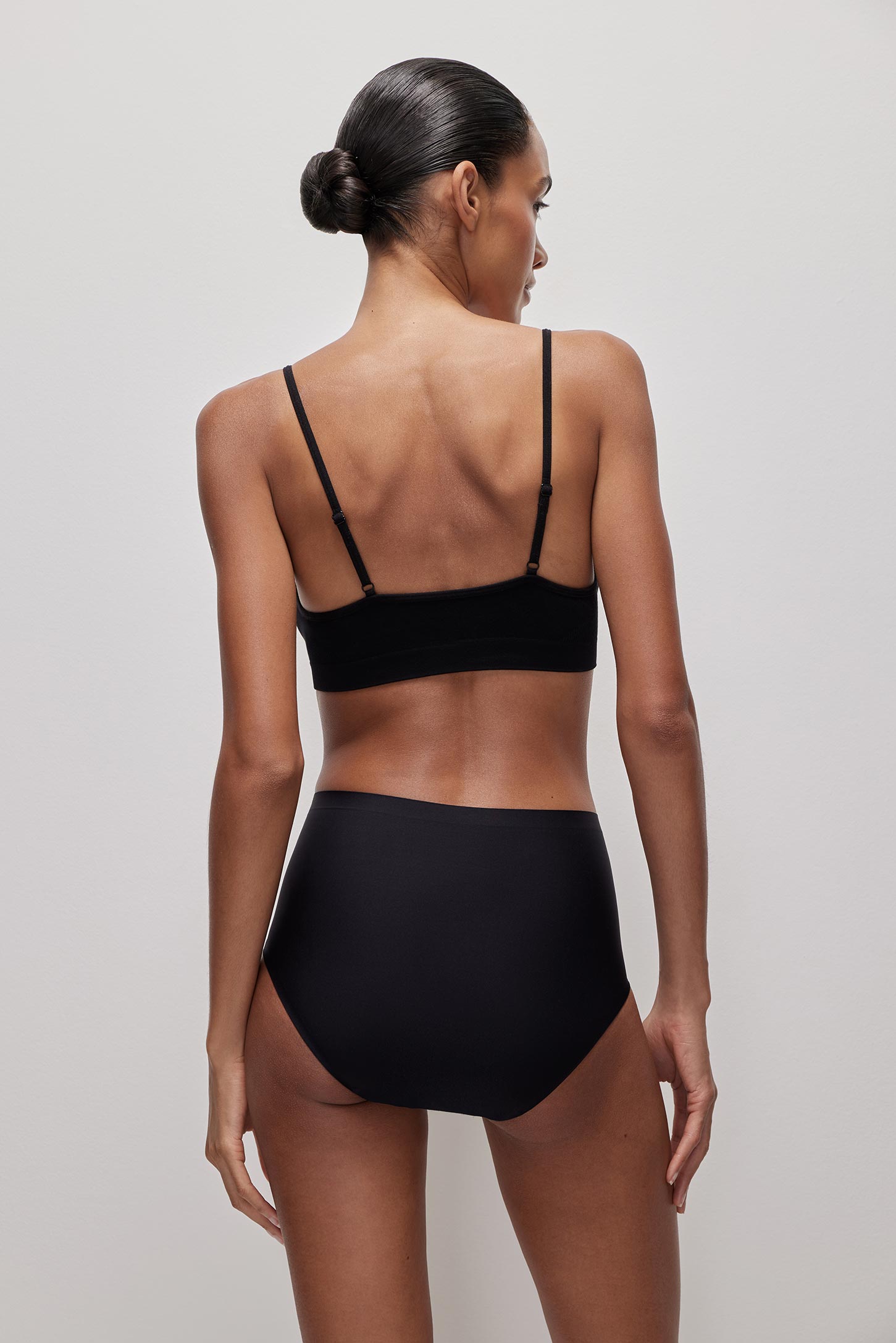 Top with thin straps Bamboo Seamless – фото № 3
