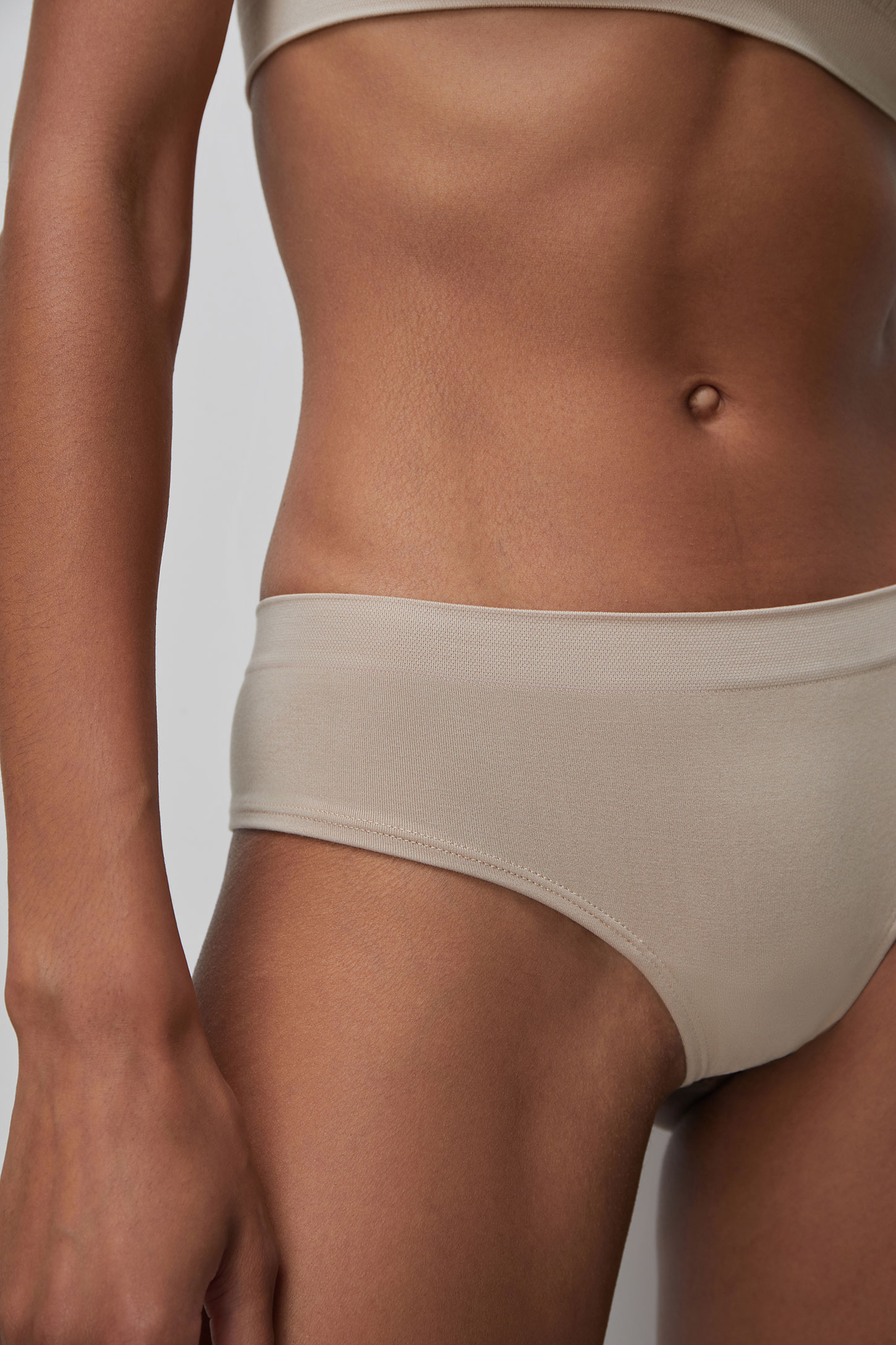 Bamboo low-rise thong Seamless – фото № 3