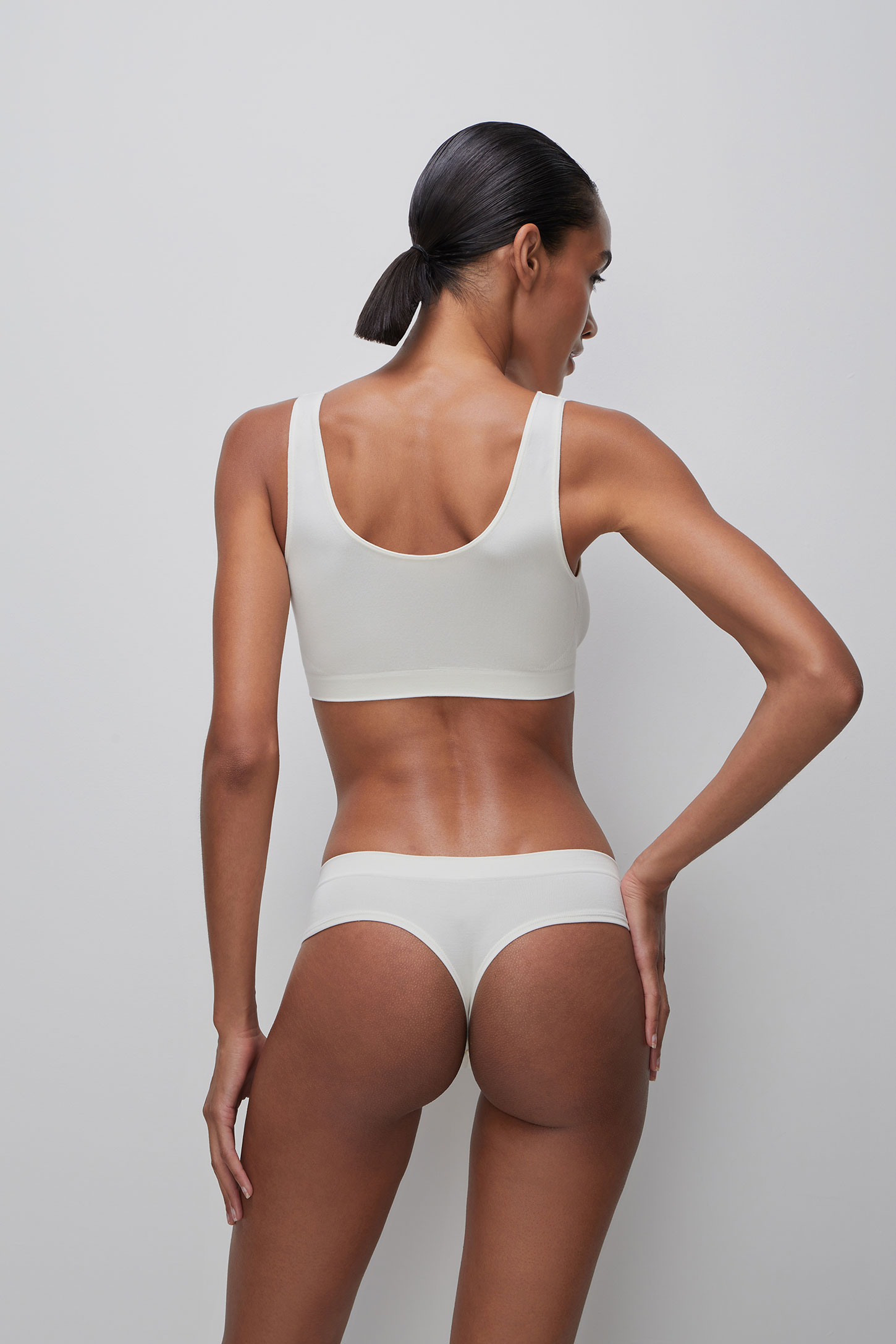Bamboo low-rise thong Seamless – фото № 4