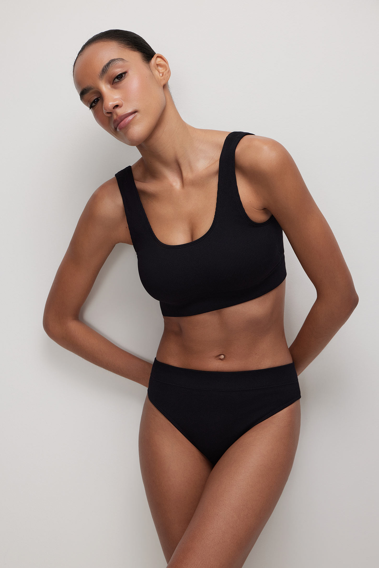 Bathing top with wide straps Juicy – фото № 3