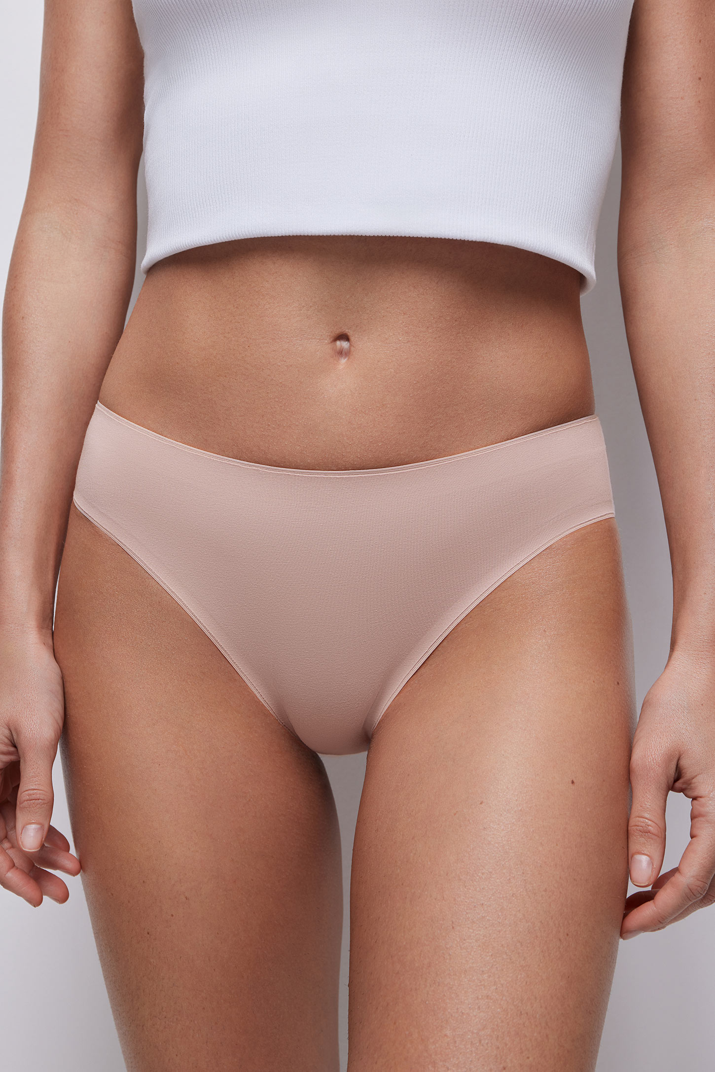 Mid-rise slip briefs included in the set – фото № 7