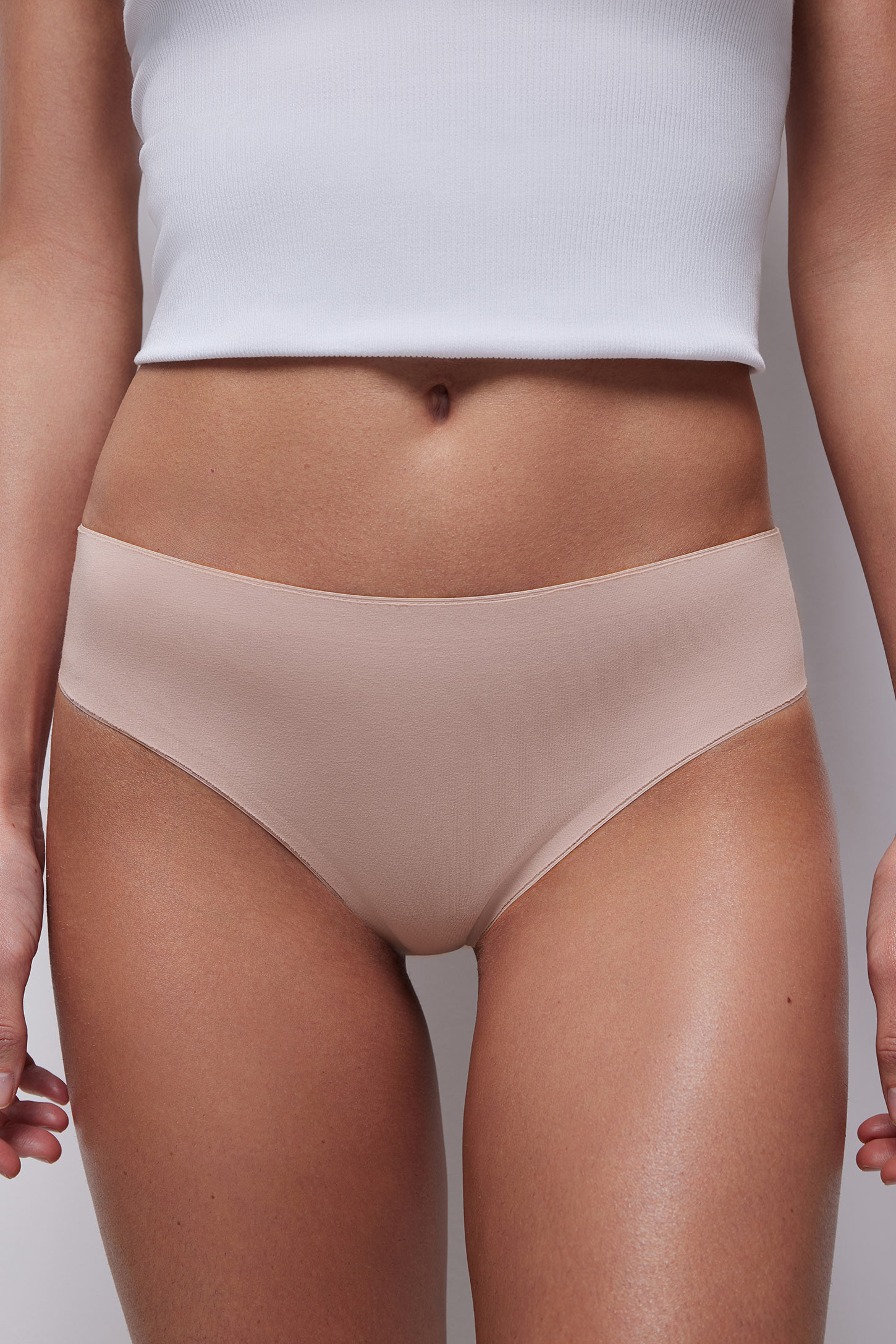 Mid-rise thongs included in the set – фото № 8