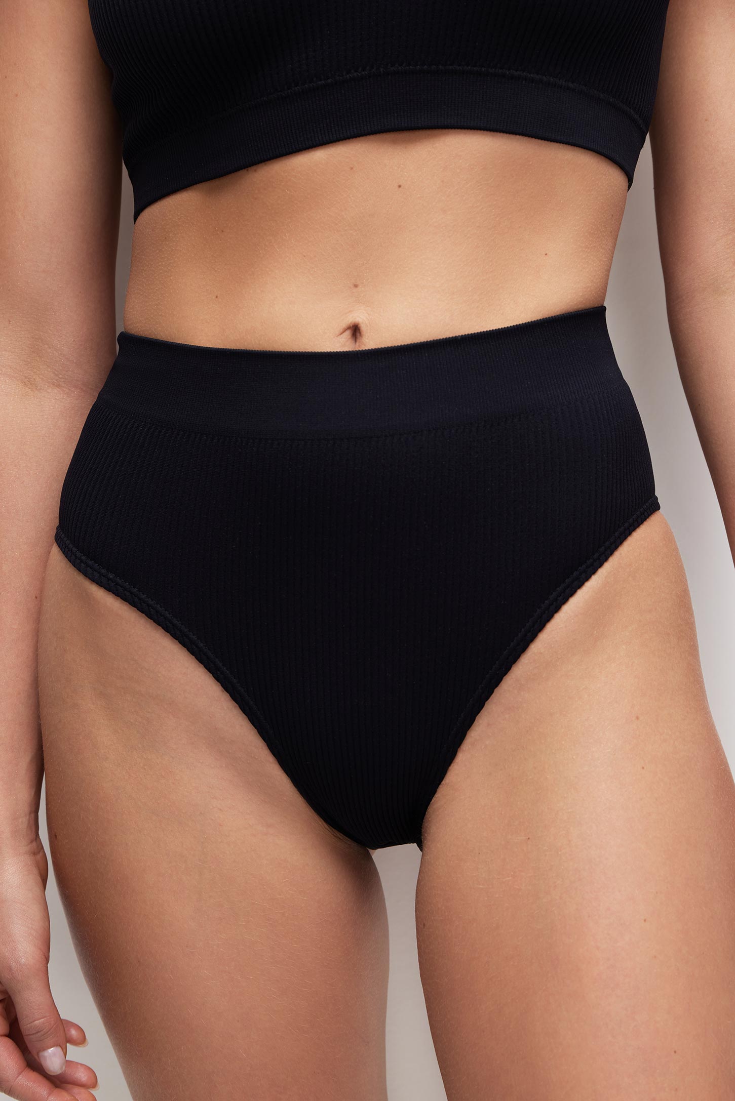 Ribbed slip-on briefs Ribbed Base – фото № 3