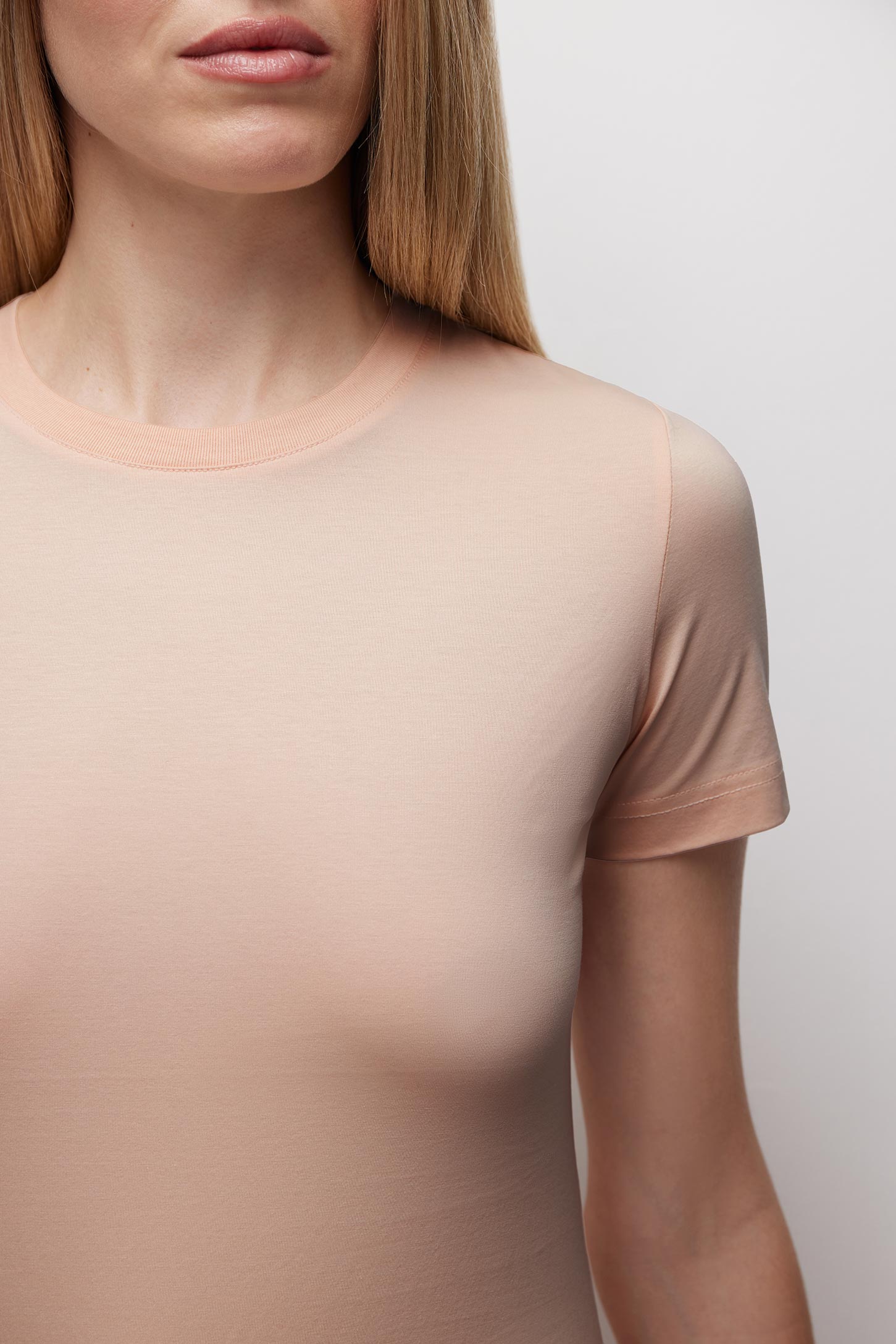 T-shirt slim fit Basic – фото № 5