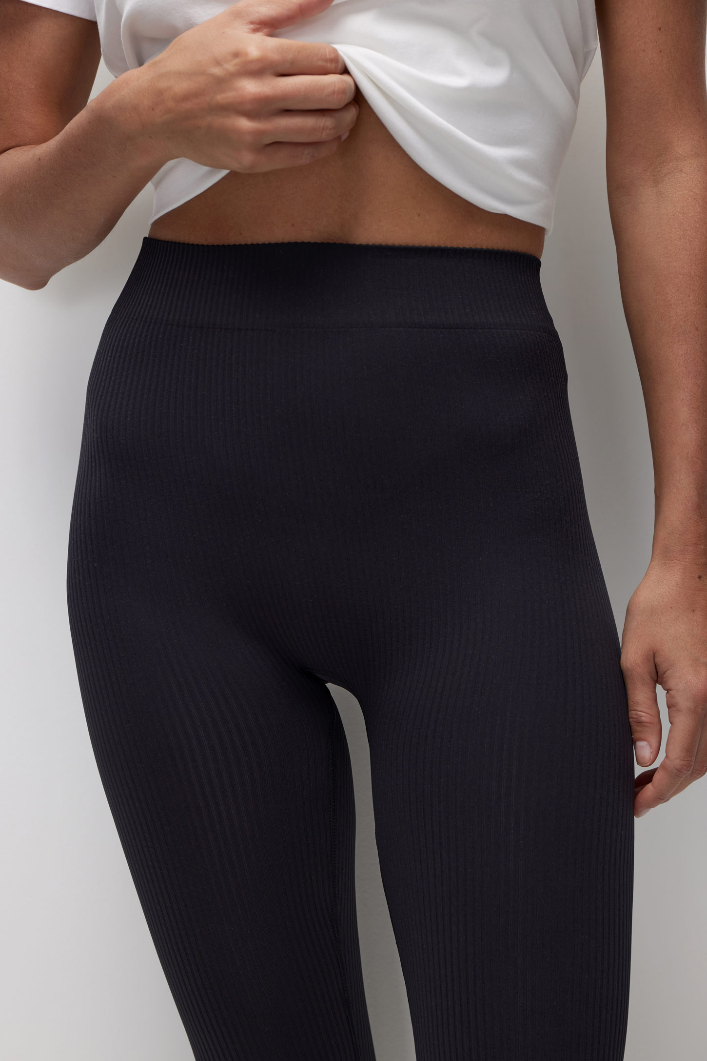 Seamless ribbed leggings Base – фото № 4