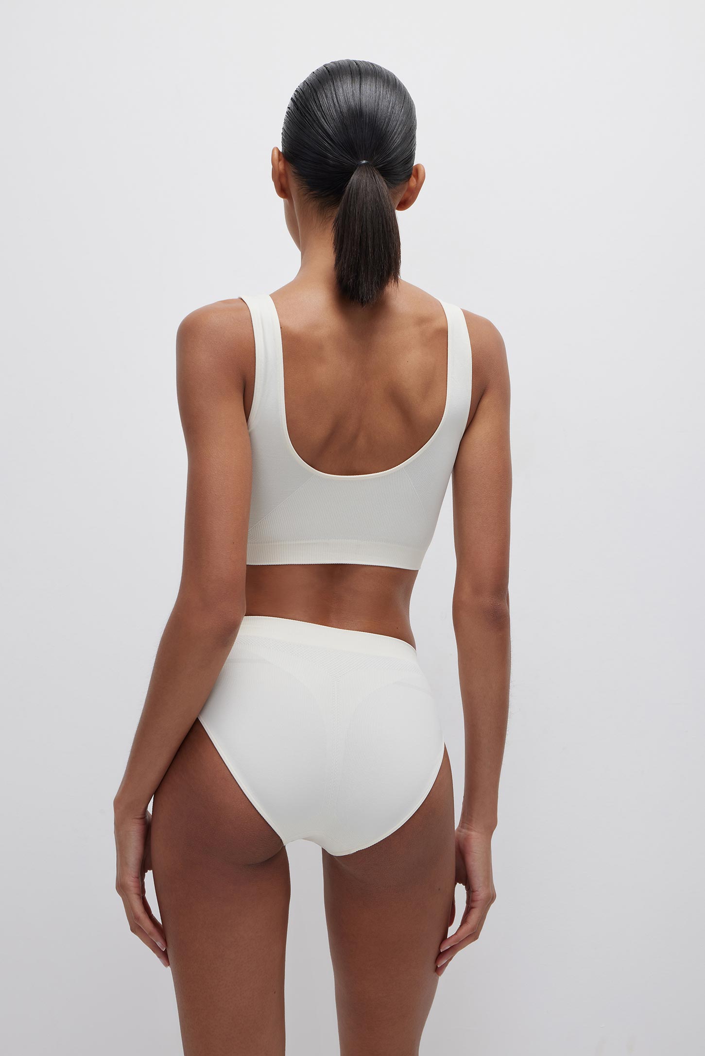 Wide-strap bra top Perfect Fit – фото № 2