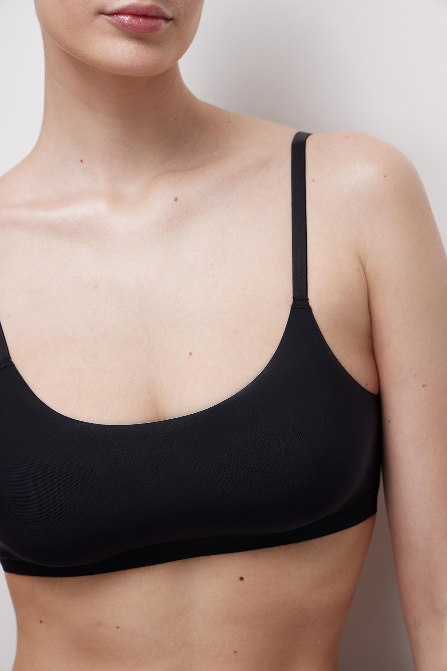 Top with adjustable straps  Skin – фото № 3