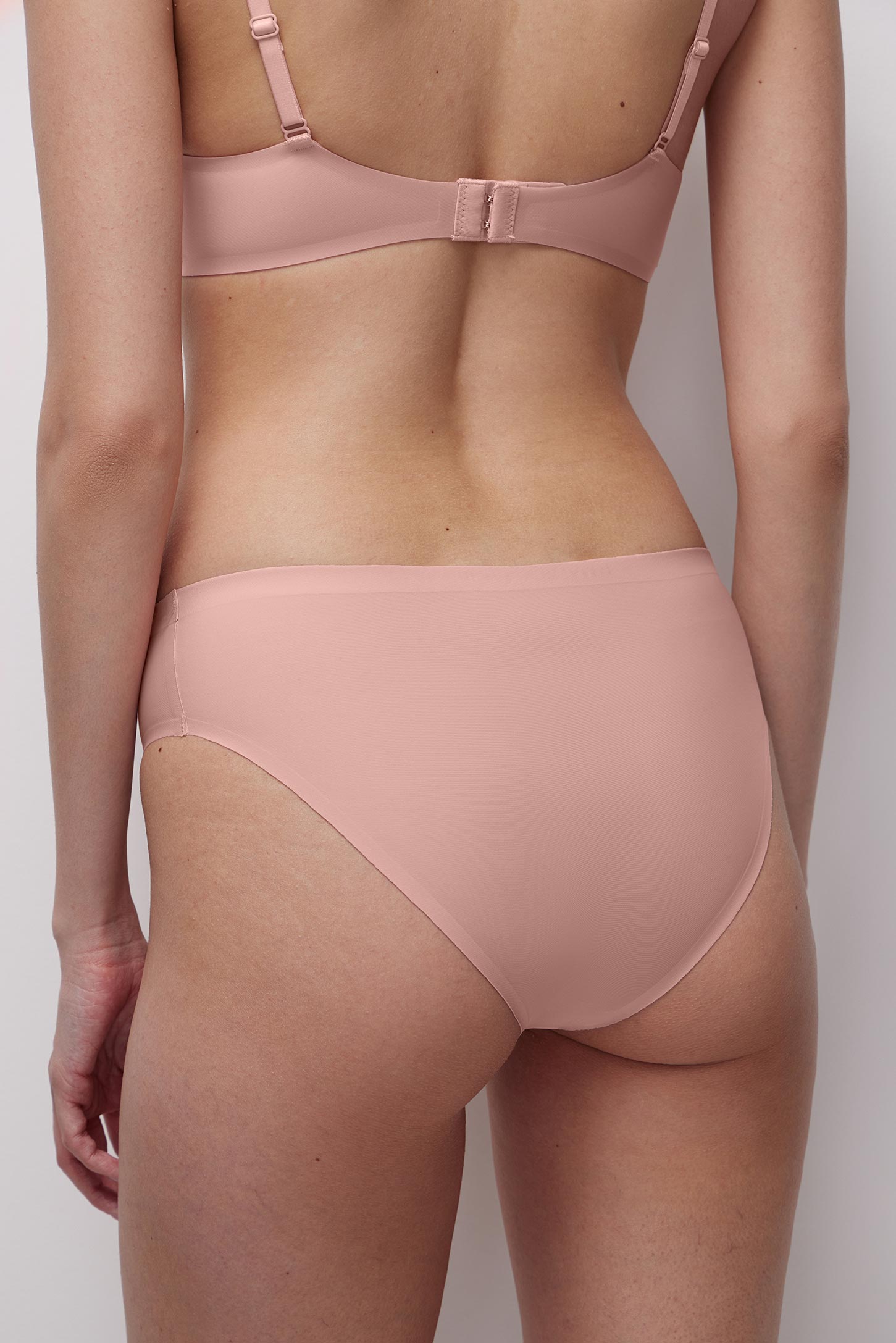 Mid-rise briefs  Skin – фото № 4