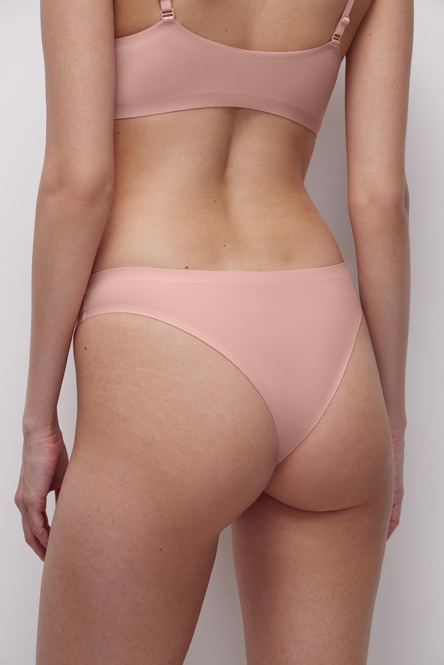 Low-rise tanga panties  Skin – фото № 5